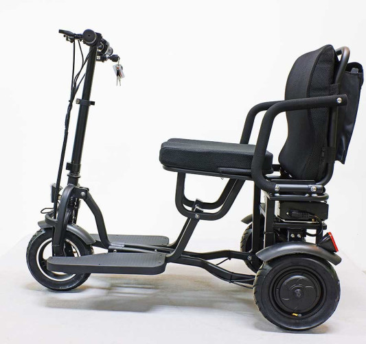 Электротрицикл GreenCamel Кольт V700, черный