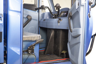 Грузовой электротрицикл Rutrike КАРГО Кабина КАРГО универсал 1500 60V1000W